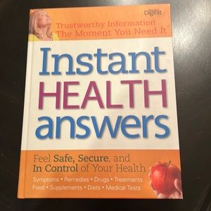 NWOT Reader’s Digest Instant Health Answers book.